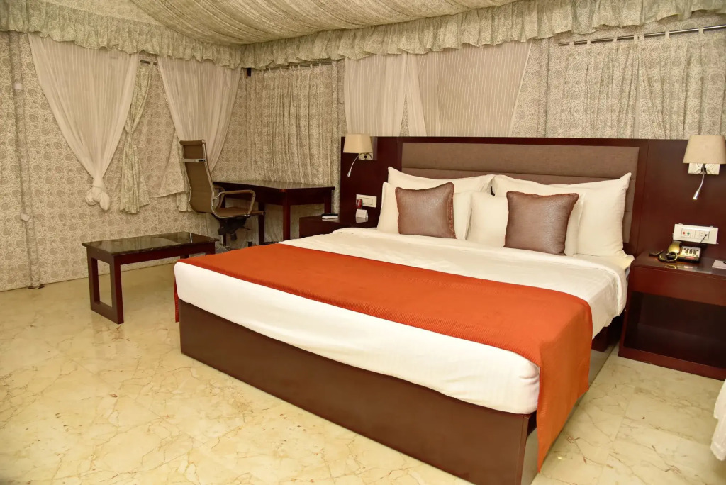 Pride Hotel & Convention Centre Indore