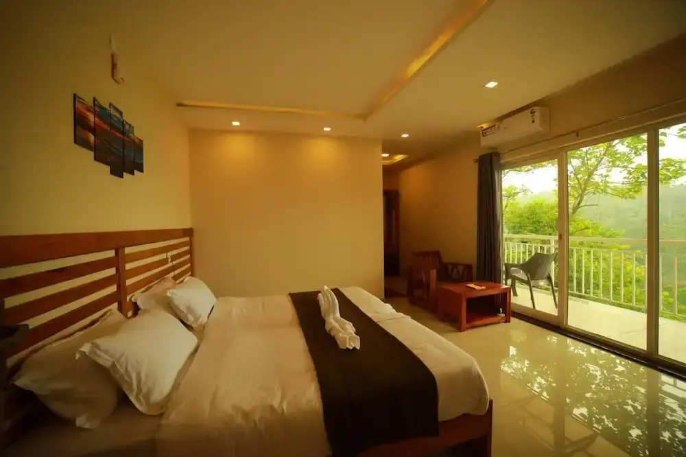 Mizzle Resort
