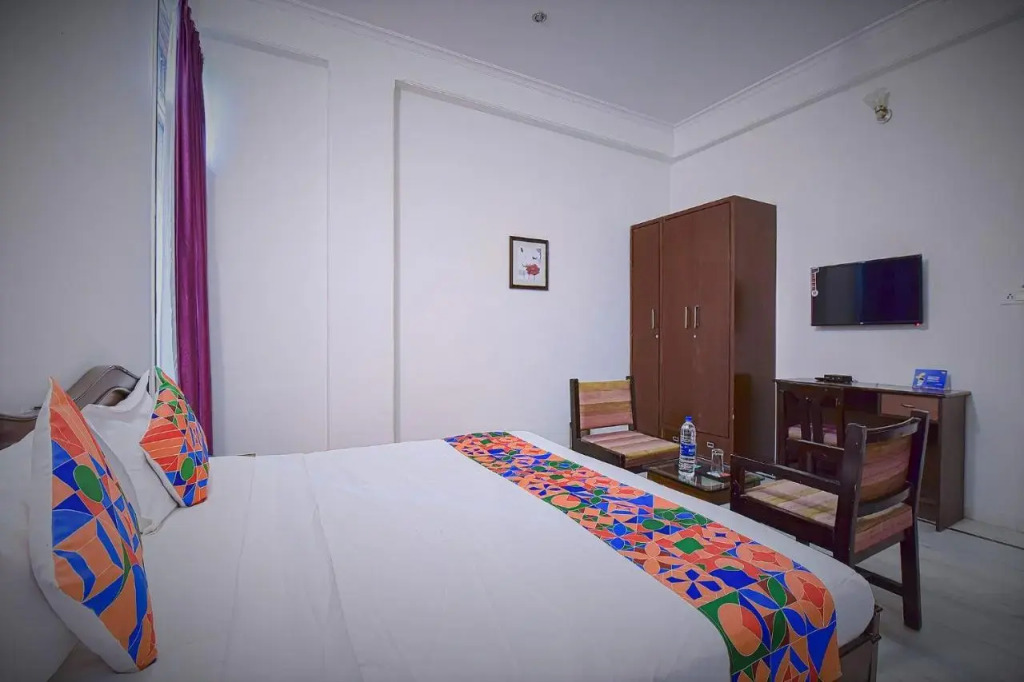 FabHotel Gitanjali