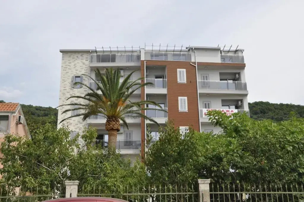 Apartments Admiral