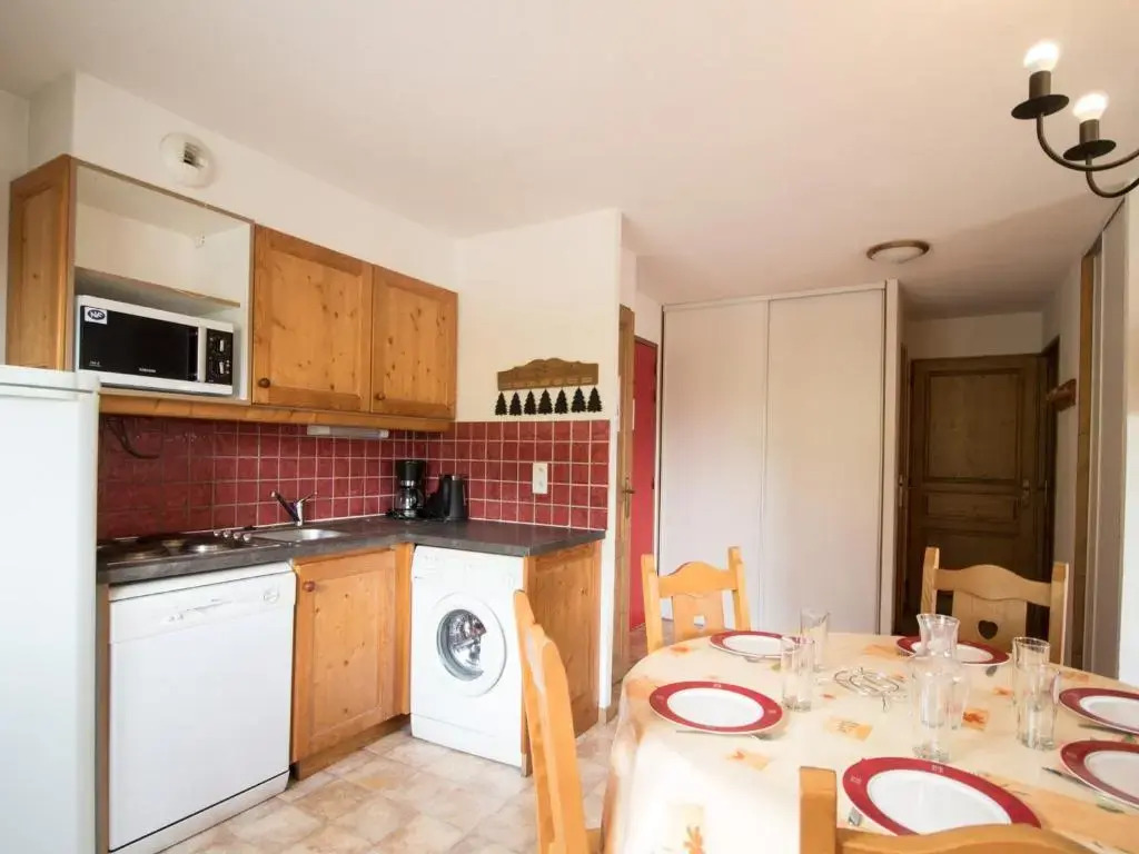 Appartement Lanslevillard, 3 pièces, 6 personnes - FR-1-508-138