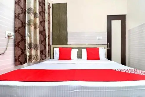 OYO 23084 Chhabra Guest House