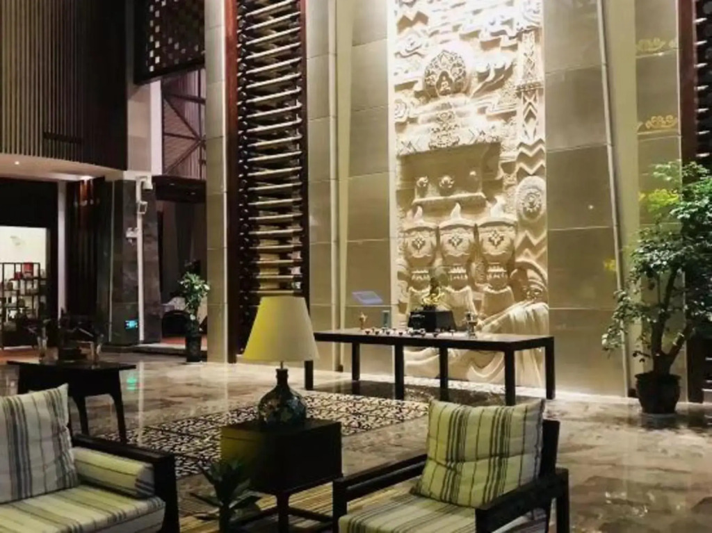 Snow Sands Grand Hotel
