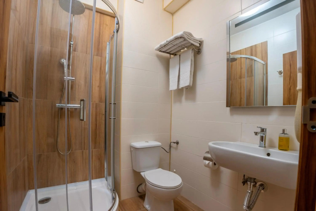 Alex&George Boutique Hotel