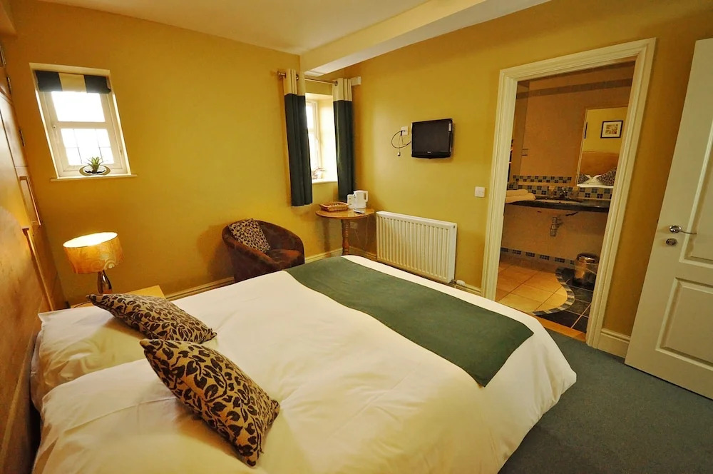 The Castle Hotel