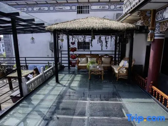 Dali Shiguang Garden Chinese Inn