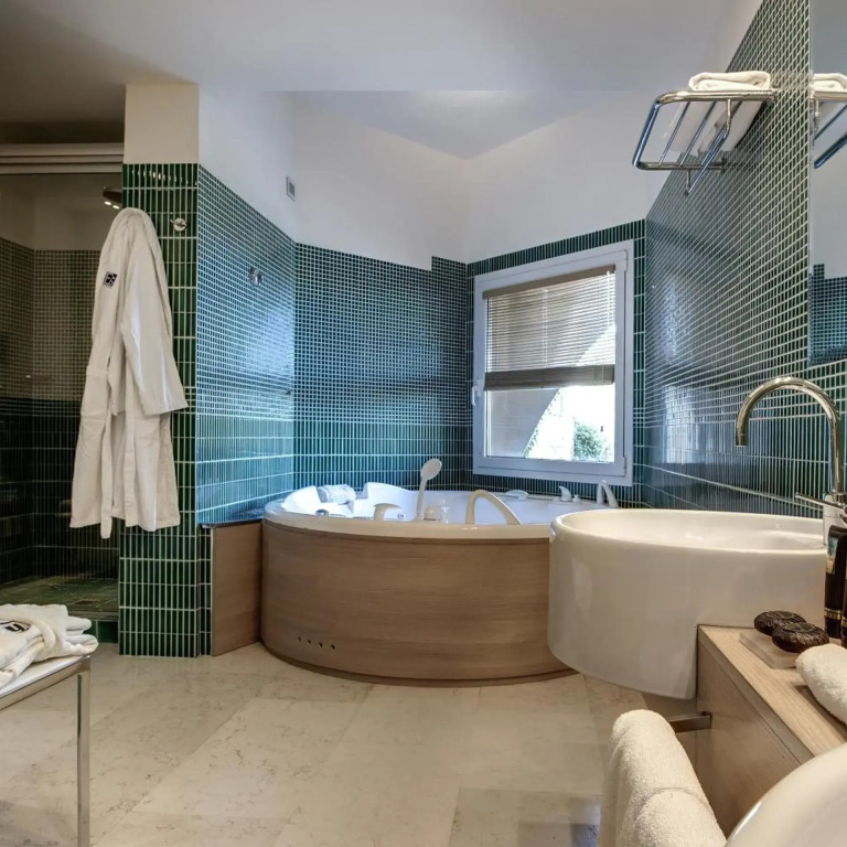 LEa Bianca Luxury Resort