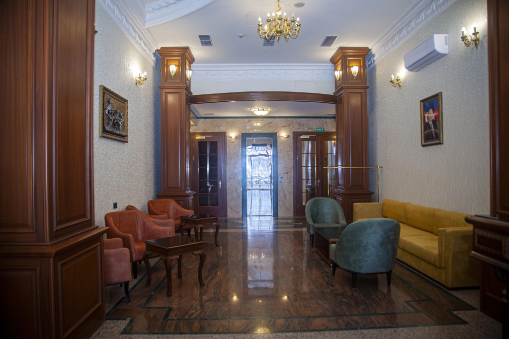 AYF Palace