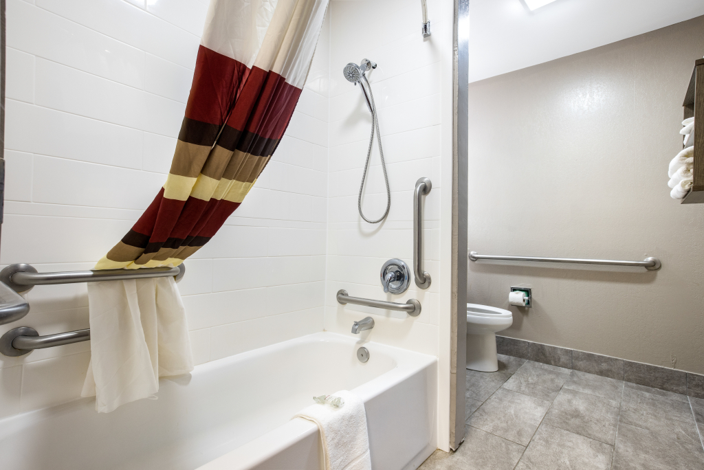 Red Roof Inn PLUS+ & Suites Savannah - I-95