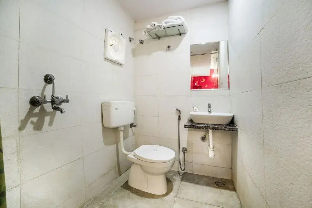 Treebo Trip Vaishali by OYO Rooms