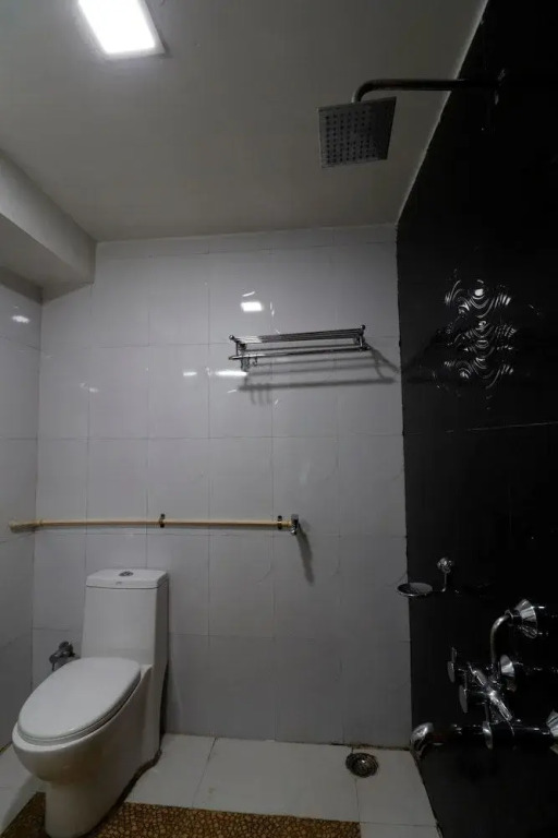 Oyo 22903 Sukoon Service Apartments
