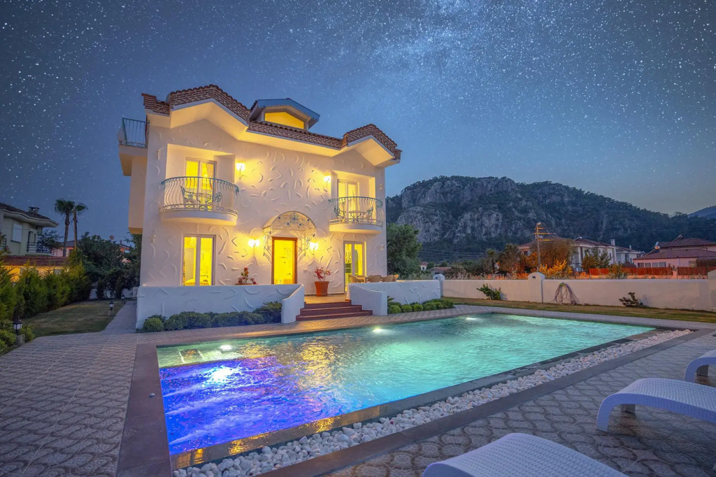 Villa Blue Island