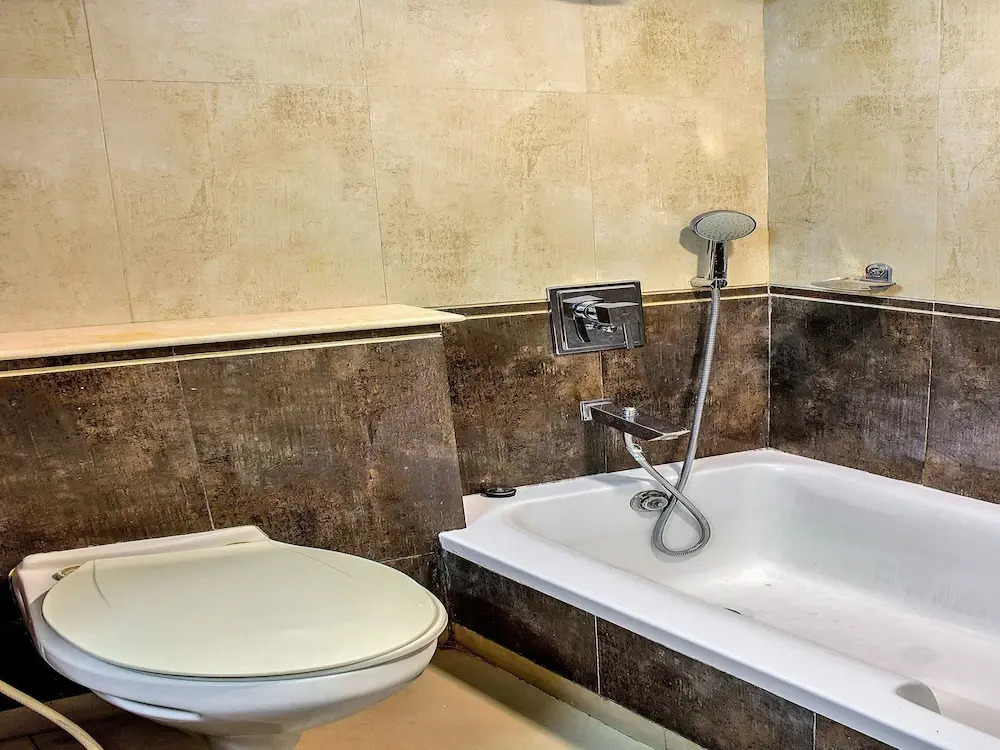 OYO 11089 Hotel Deccan 8