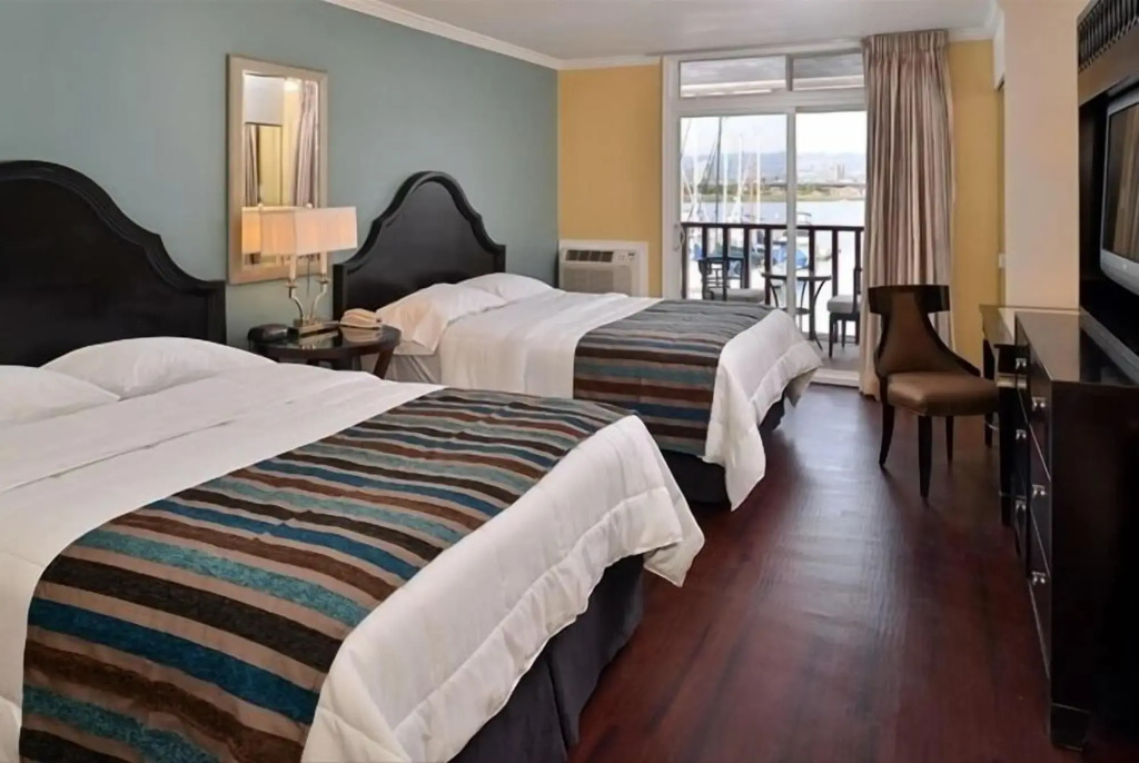 Marina Village Inn