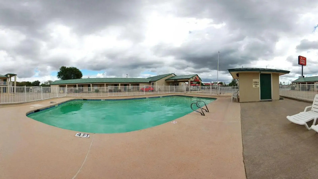 Econo Lodge Bartlesville Hwy 75