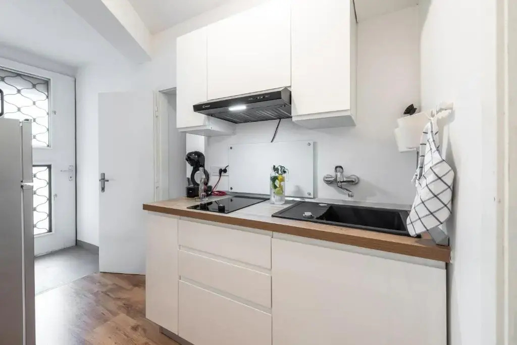 Apartment Near Old Town, FREE Parking & Huge Garden