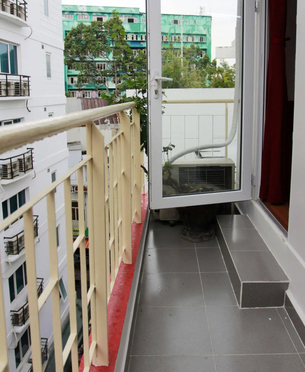 QUANG SAIGON Hotel- 40-7 Bùi Viện-Walking street