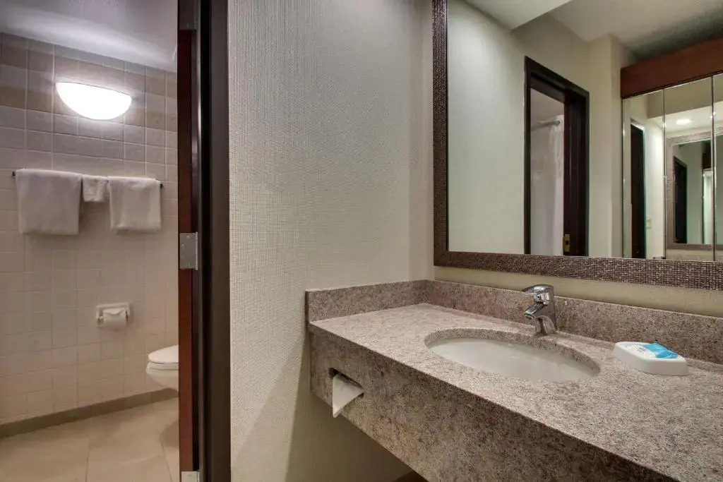 Drury Inn & Suites Bowling Green