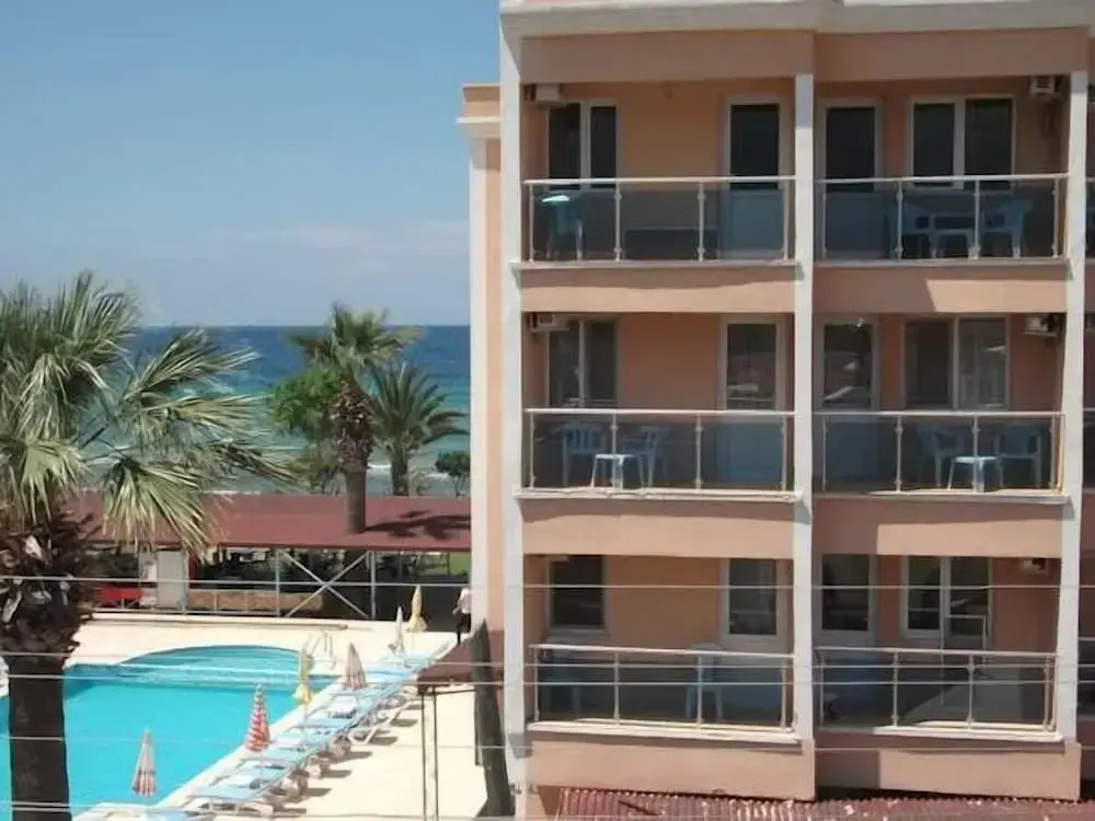 Holiday Otel