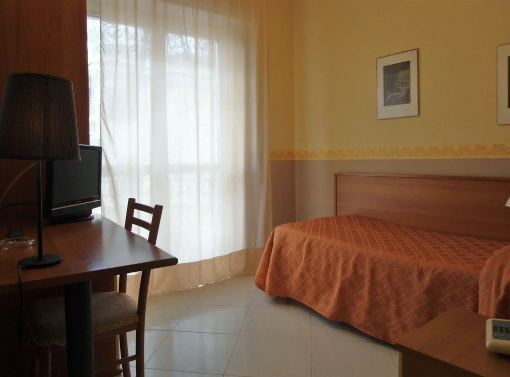 Hotel Iside