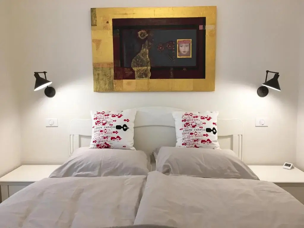 FORUM Apartment I and II