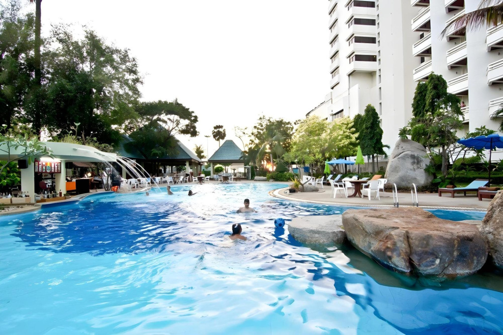 Grand Jomtien Palace Hotel
