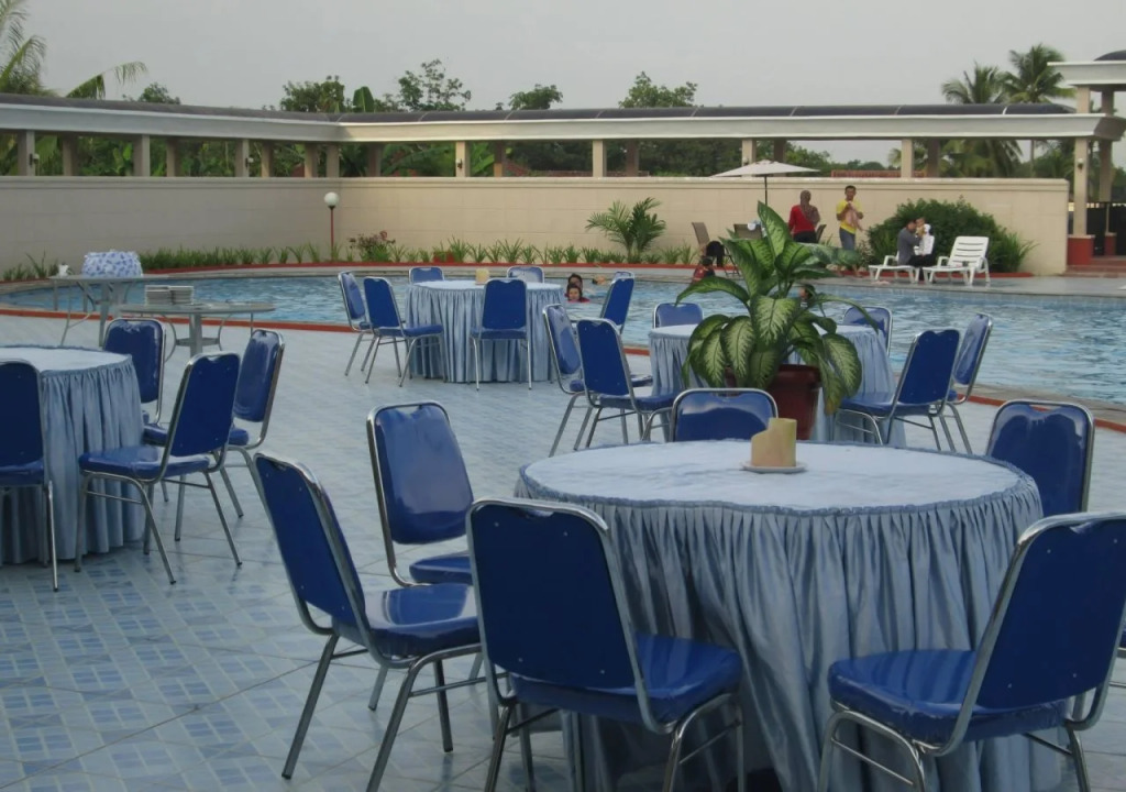 Hotel Parai Puri Tani