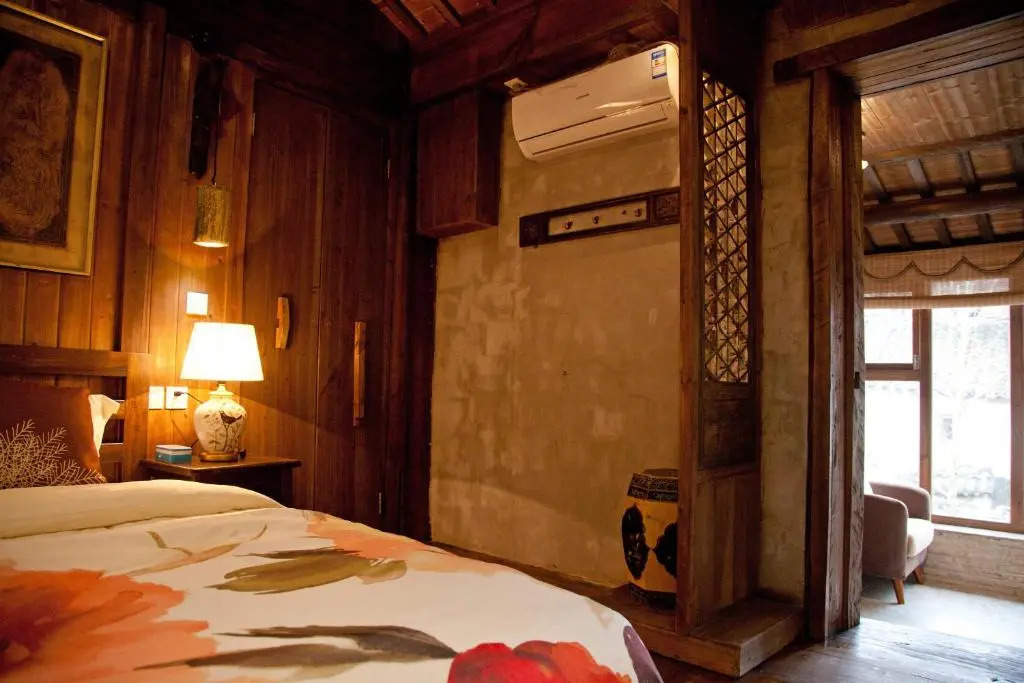 WuYuan QiYe YanXiang Guesthouse