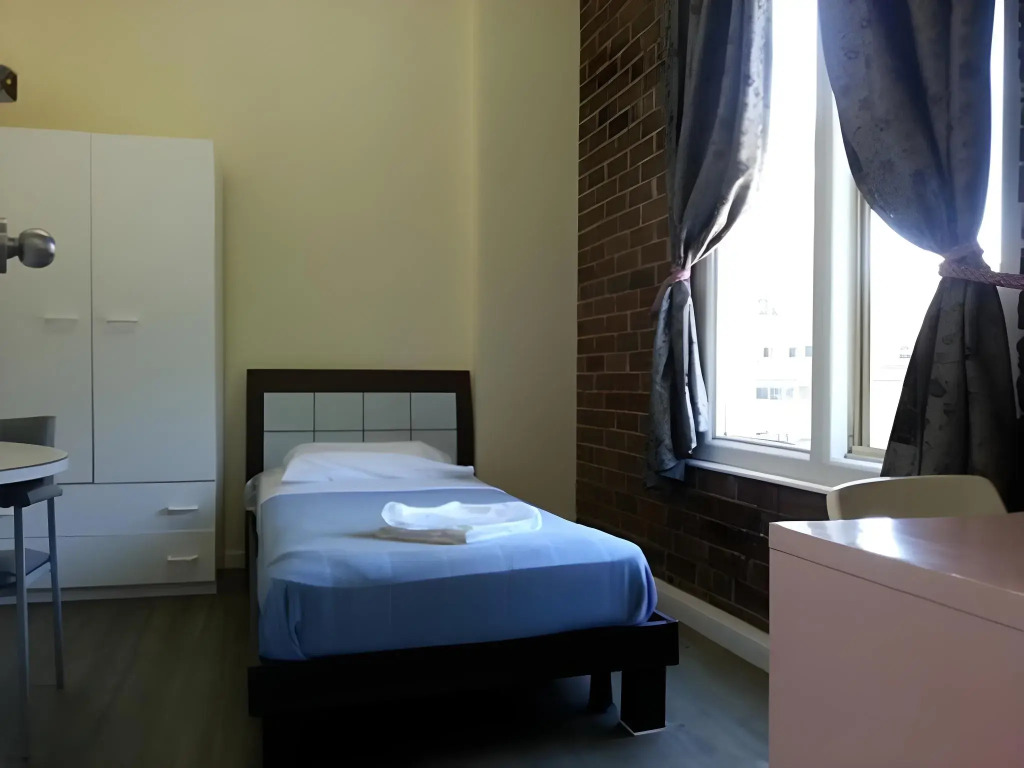 Central Private Hotel