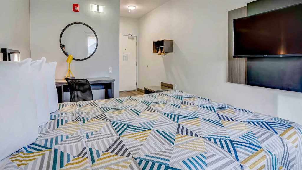 Motel 6 Highland, CA – San Bernardino – East