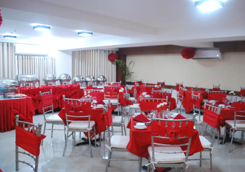 Royal Suites Condotel