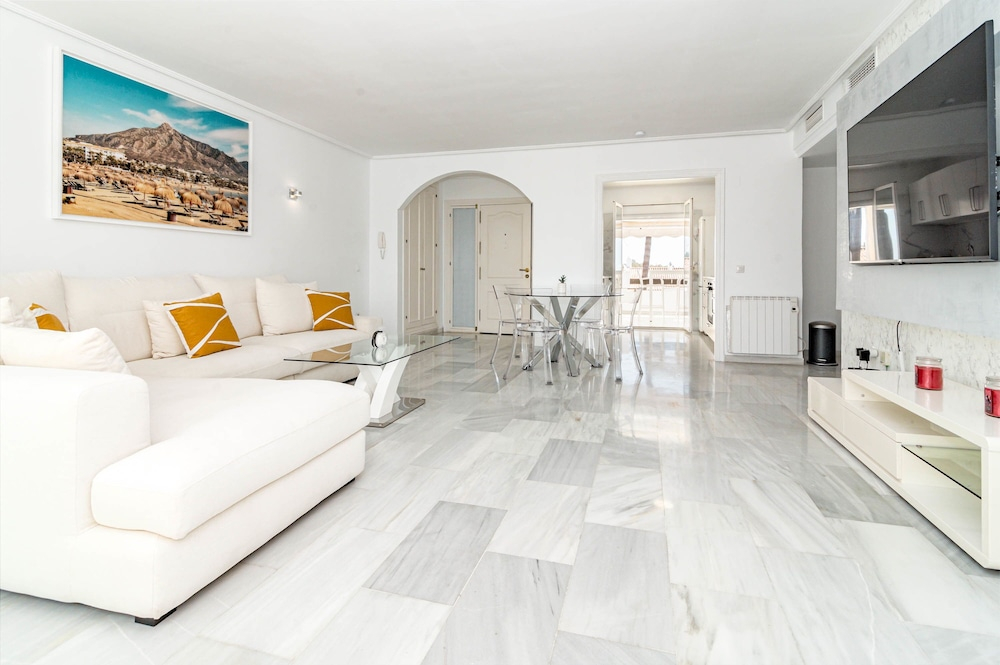 Tenis - Bright Bel-air Flat 2 Beds, 3 Terraces