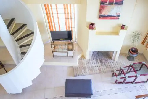 Moura Golf Village