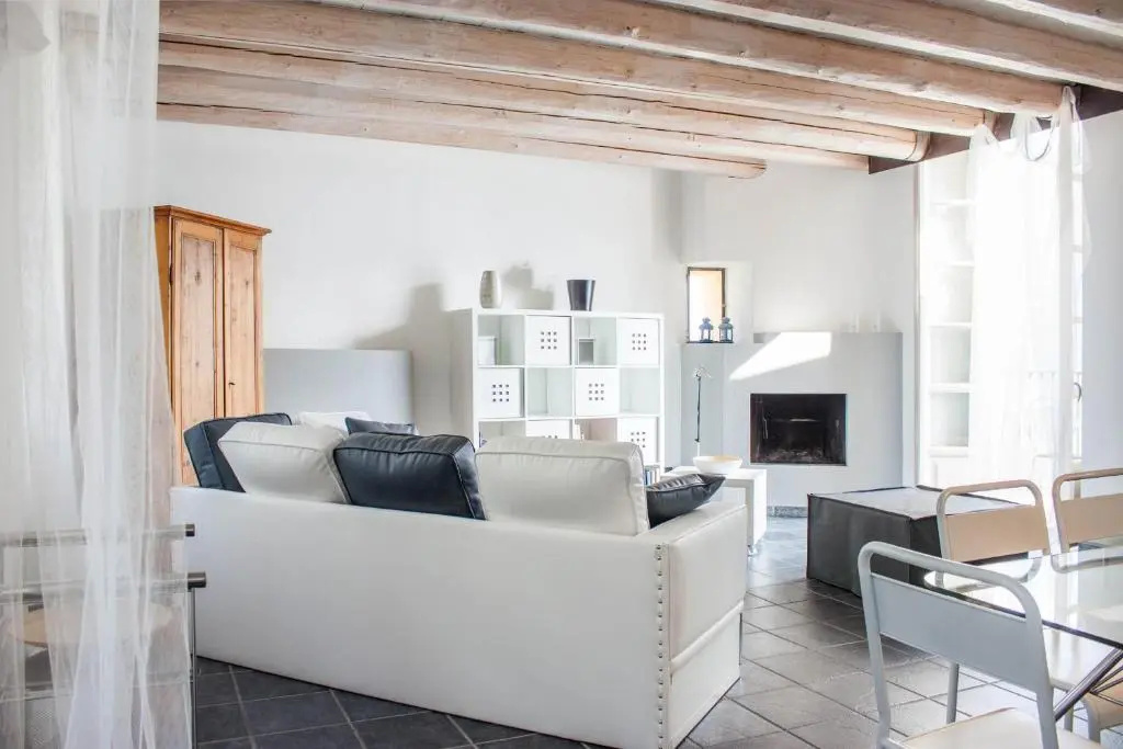 Lake View Apartments At the Pier Of Brienno - By House Of Travelers -