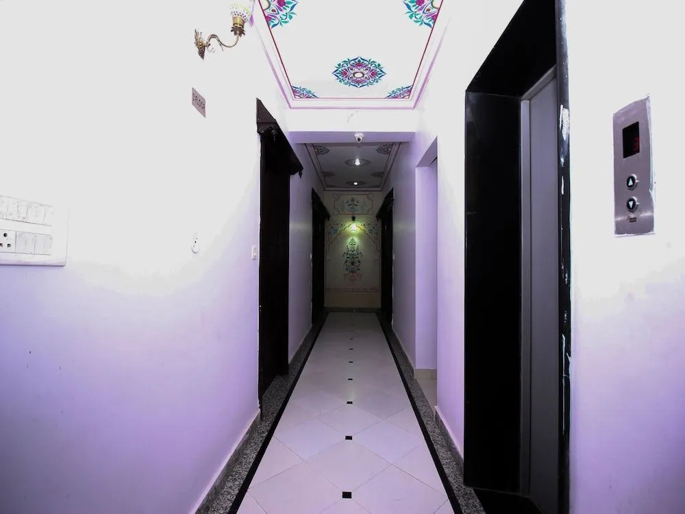OYO 15896 Hotel Jal Mahal Haveli