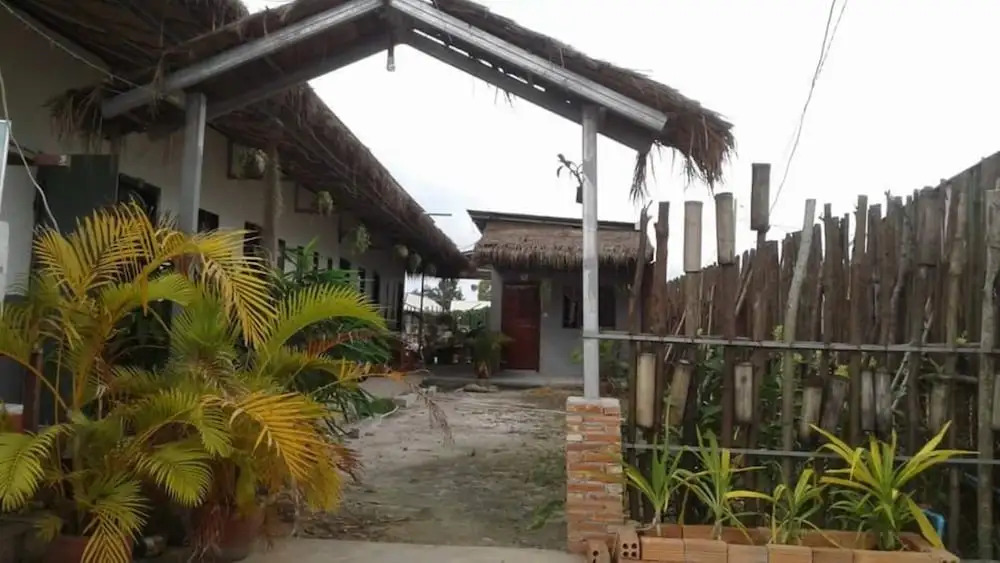 WalkiN Guest House