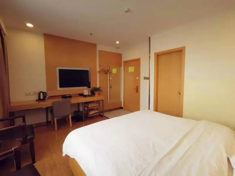 GreenTree Inn Xining Jianguo Road Railway Station Express Hotel