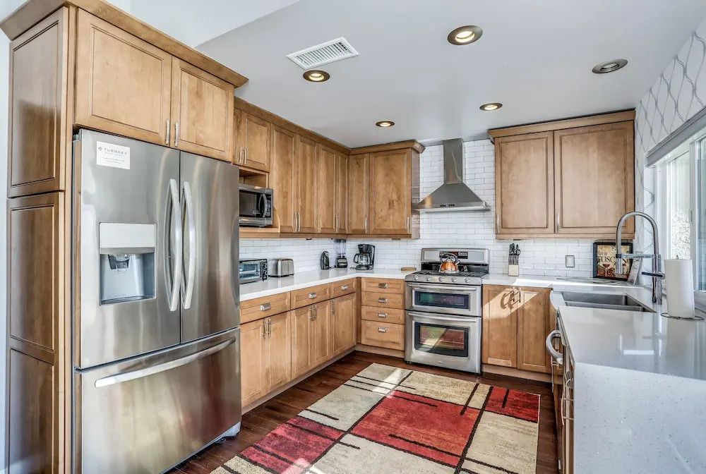 819 Palm Springs - 3 Br Home