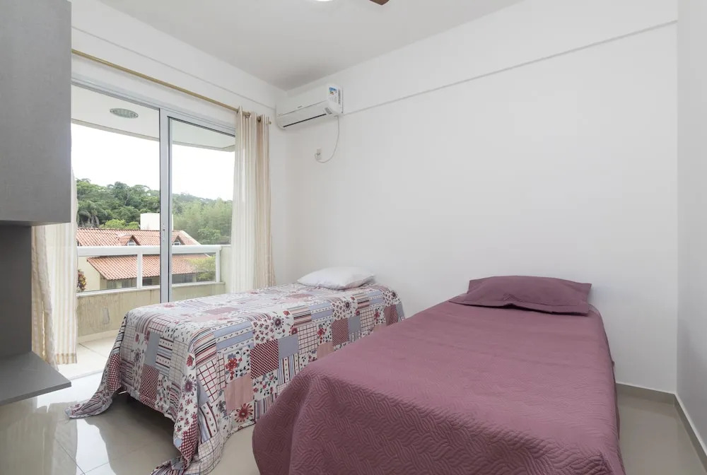 Aluguel De Apartamento 2 Quartos Sendo 1 Suite A 50 Metros Do Mar Em Bombas