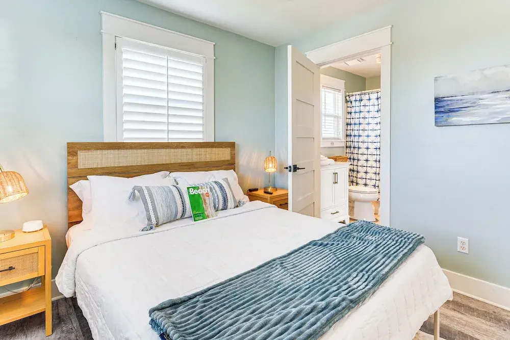Modern Coastal Farmhouse: Walk to Surfside Beach!