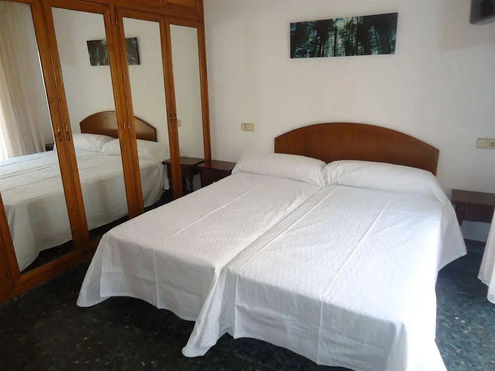 Apartamentos Saint Trop