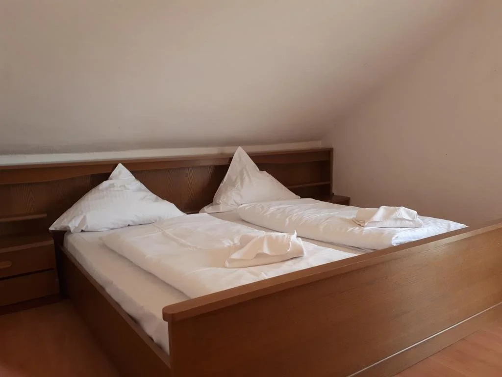Hotel Taverne Inos