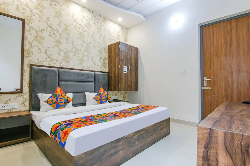 Fabhotel Prime Taj Castle
