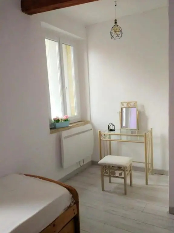 Maison de 3 chambres avec vue sur la ville terrasse amenagee et wifi a Mus