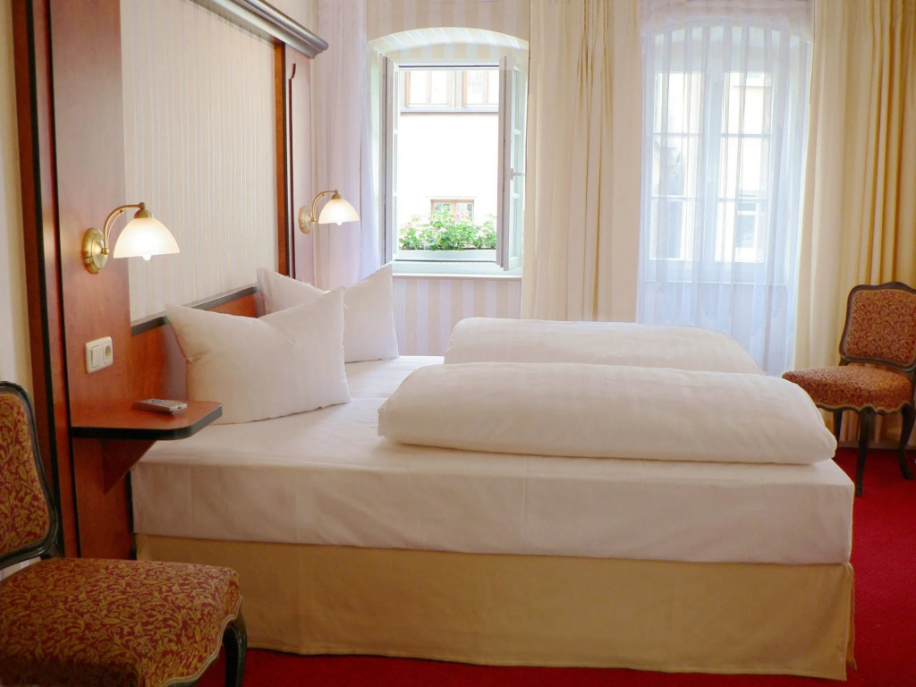 Historik Hotel Goldener Hirsch Rothenburg