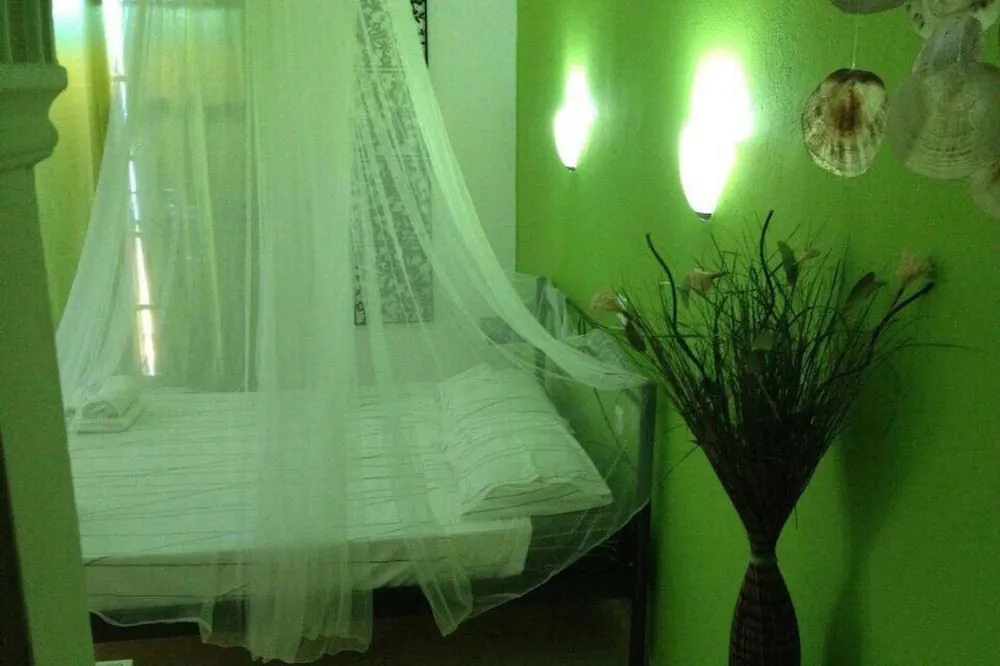 Thomas Art Hotel