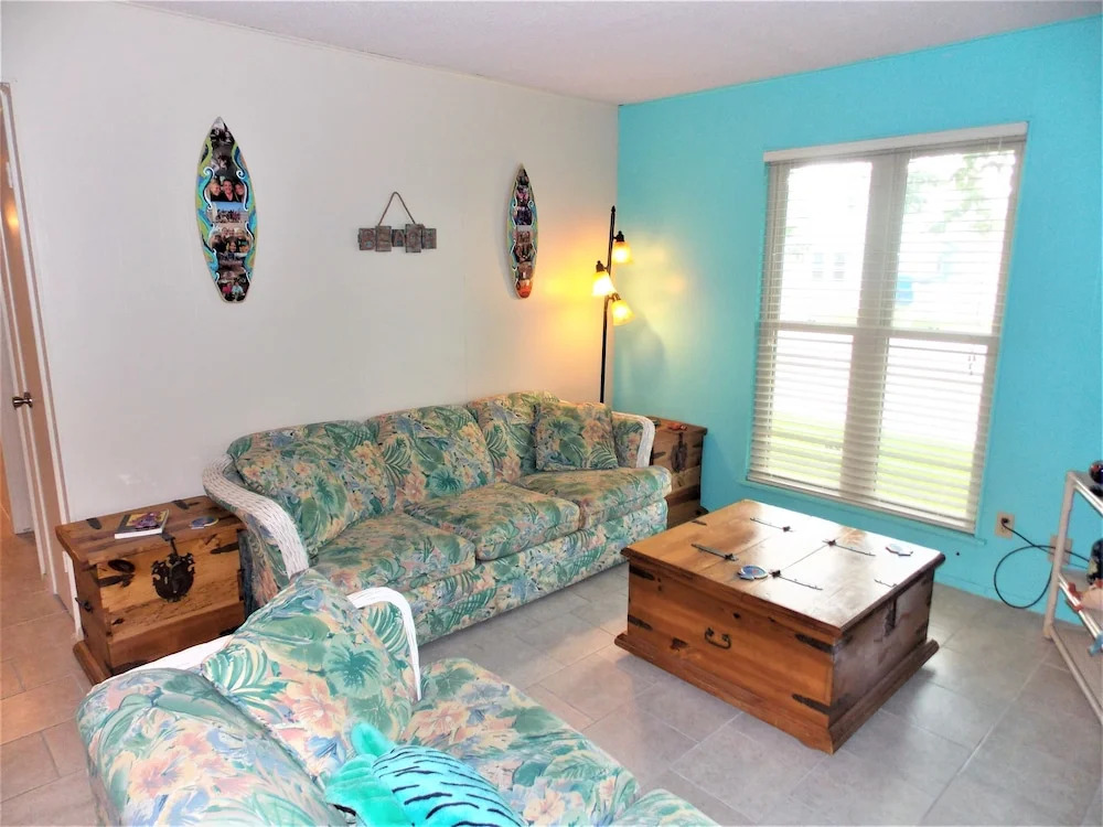 Seaside 2 Bedroom Apts