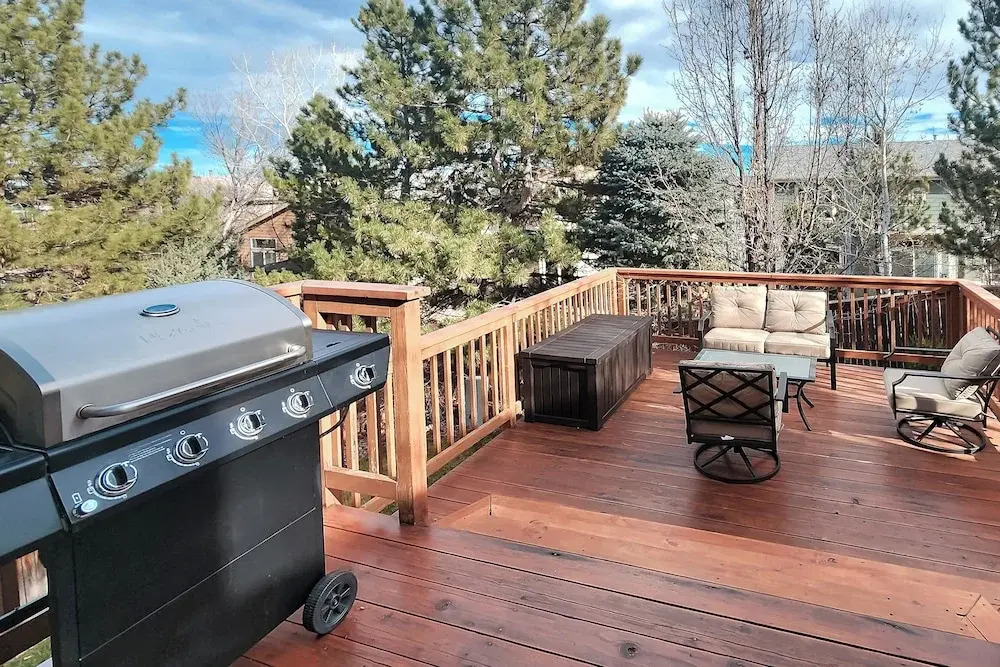 Littleton Home w/ Deck - 24 Mi to Denver!