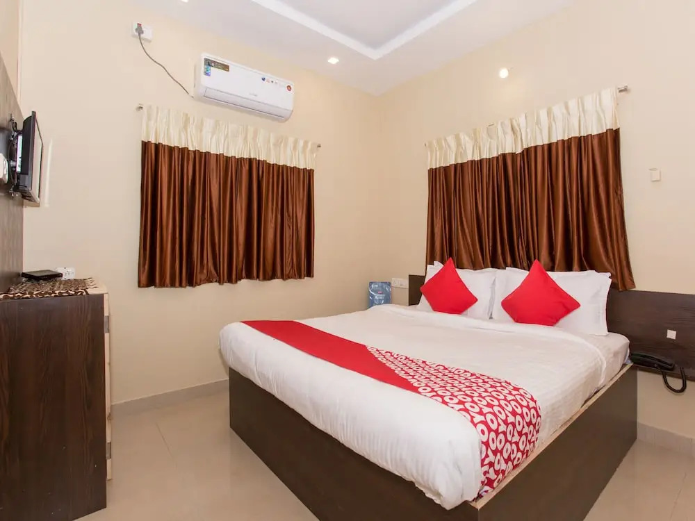 OYO 12938 Hotel Matoshree