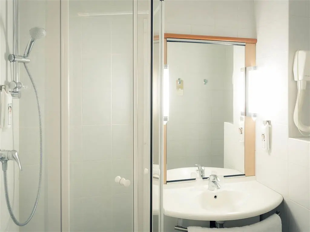 ibis Grenoble Gare